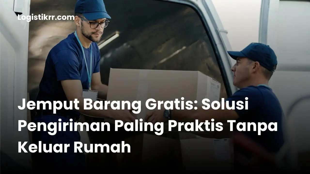 Kurir Logistik RR sedang menjemput barang pelanggan di rumah