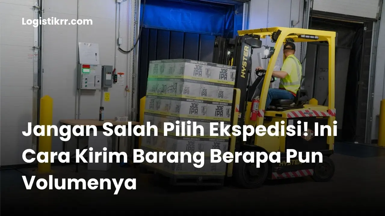 Berbagai jenis paket dan peti kemas mewakili volume pengiriman