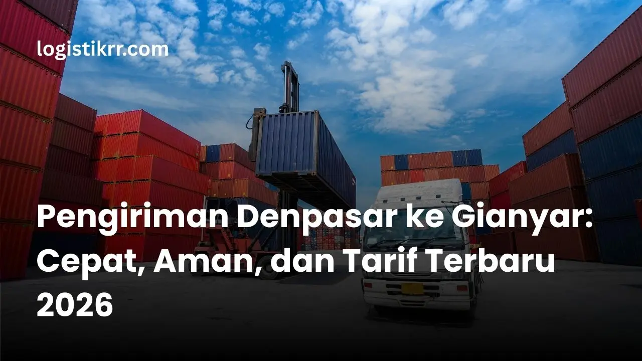 Armada truk Logistik RR melayani pengiriman dari Denpasar menuju Gianyar melewati jalan raya Bali